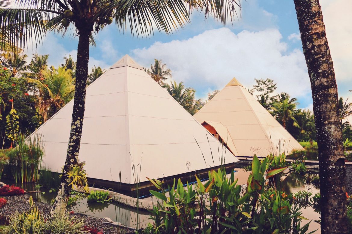pyramids-of-chi_Ubud_Bali_Erfahrungsbericht_Bioresonance_Blank Paper Stories pyramids-of-chi_Ubud_Bali_Erfahrungsbericht_Bioresonance_Blank Paper Stories